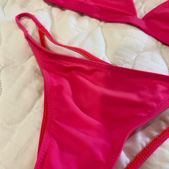 Hot pink Shien Bikini - Picture 6 of 8